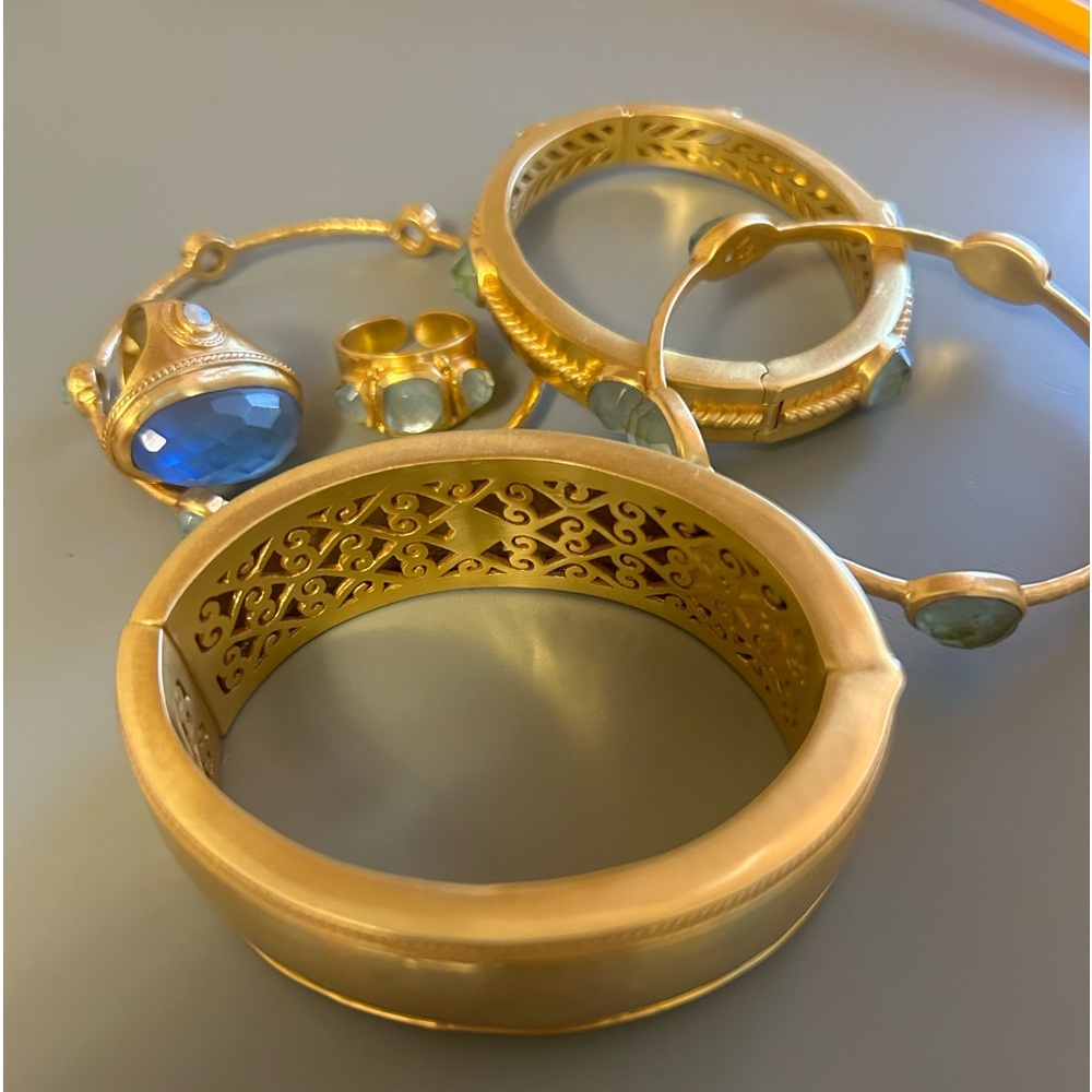 Lot of Julie Vos bracelets (4) and rings (2)